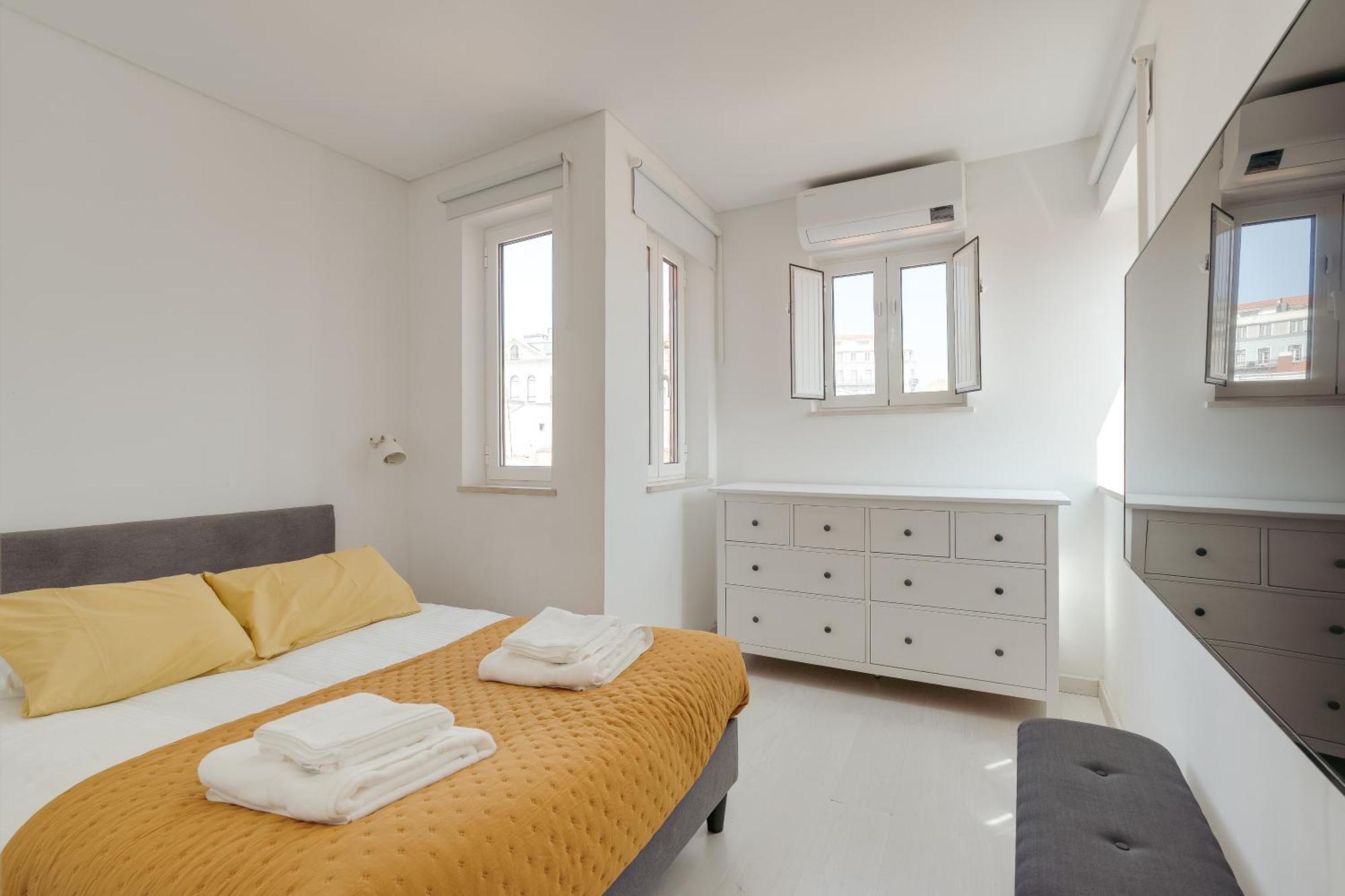 Apartamento Hostwise - Stylish Flat Near Bica Elevator *