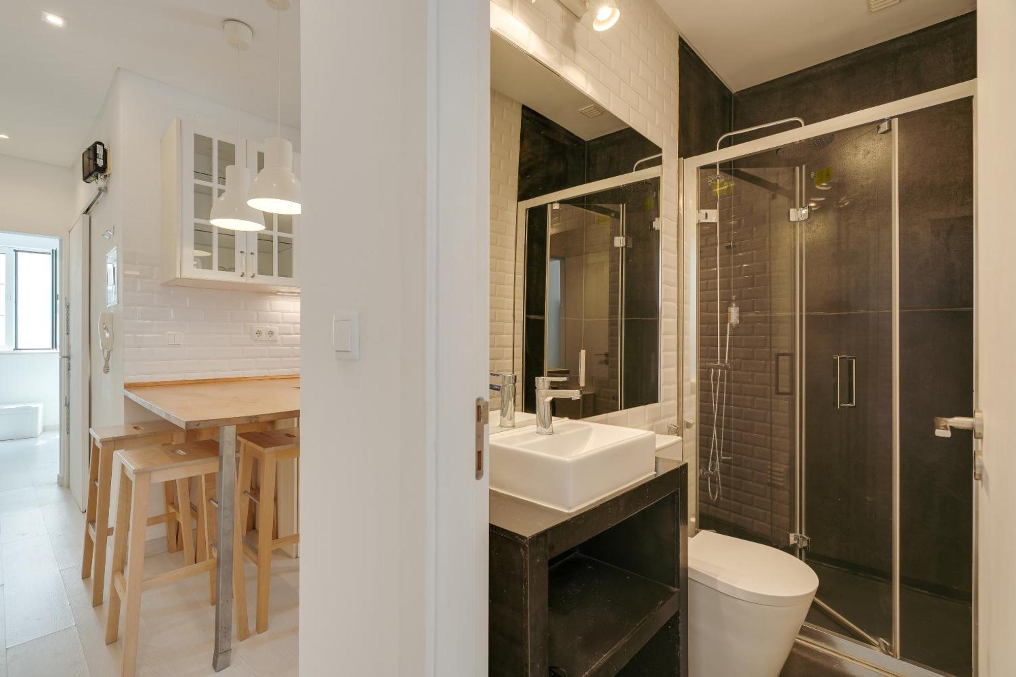 Apartamento Hostwise - Stylish Flat Near Bica Elevator Lisboa