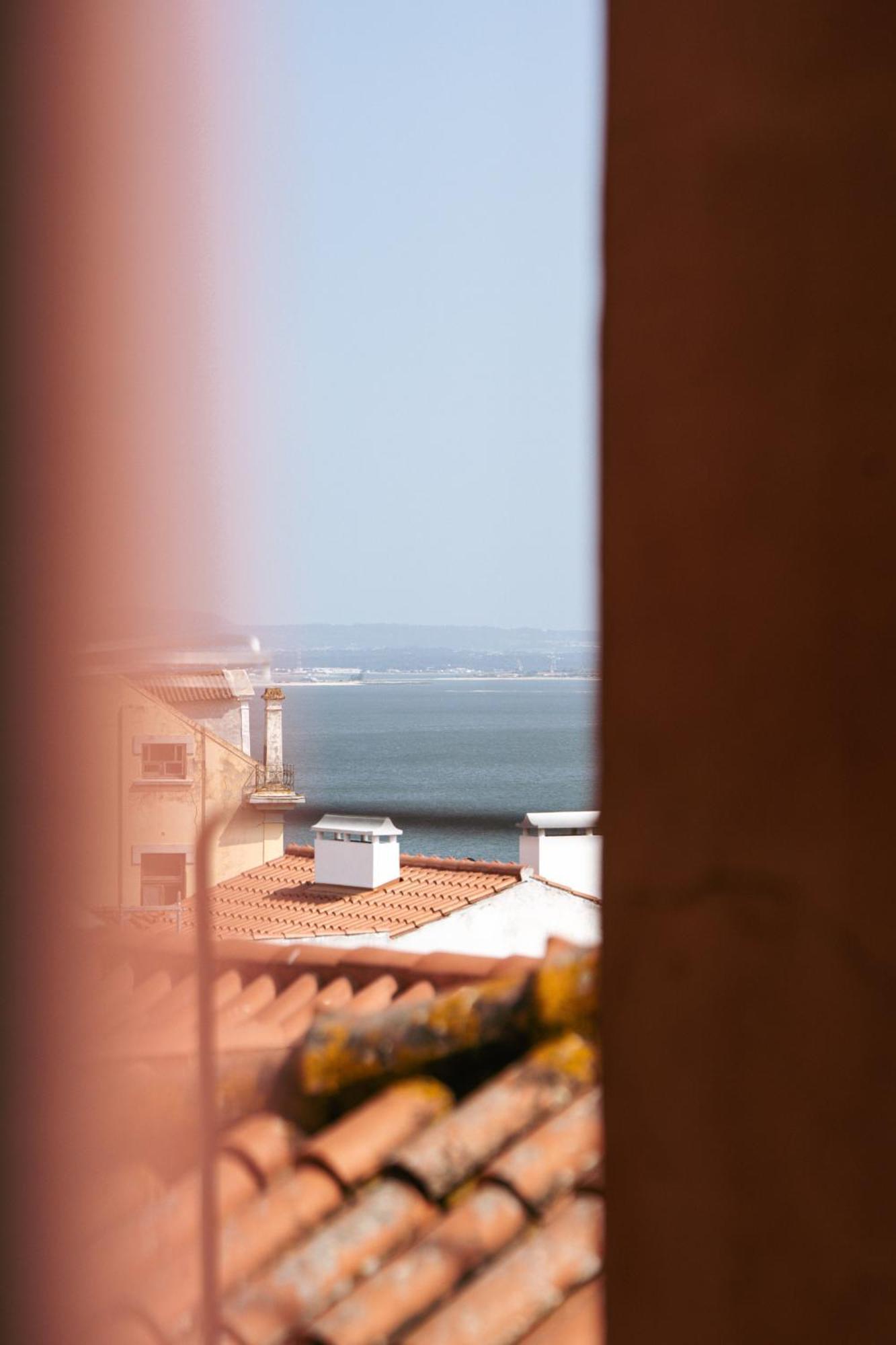 Hostwise - Stylish Flat Near Bica Elevator Lisboa